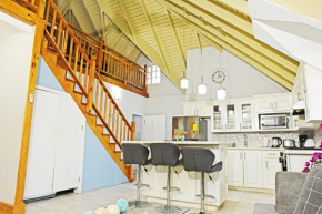 Penthouse with Loft at Seacastles, Beach and Pool 207